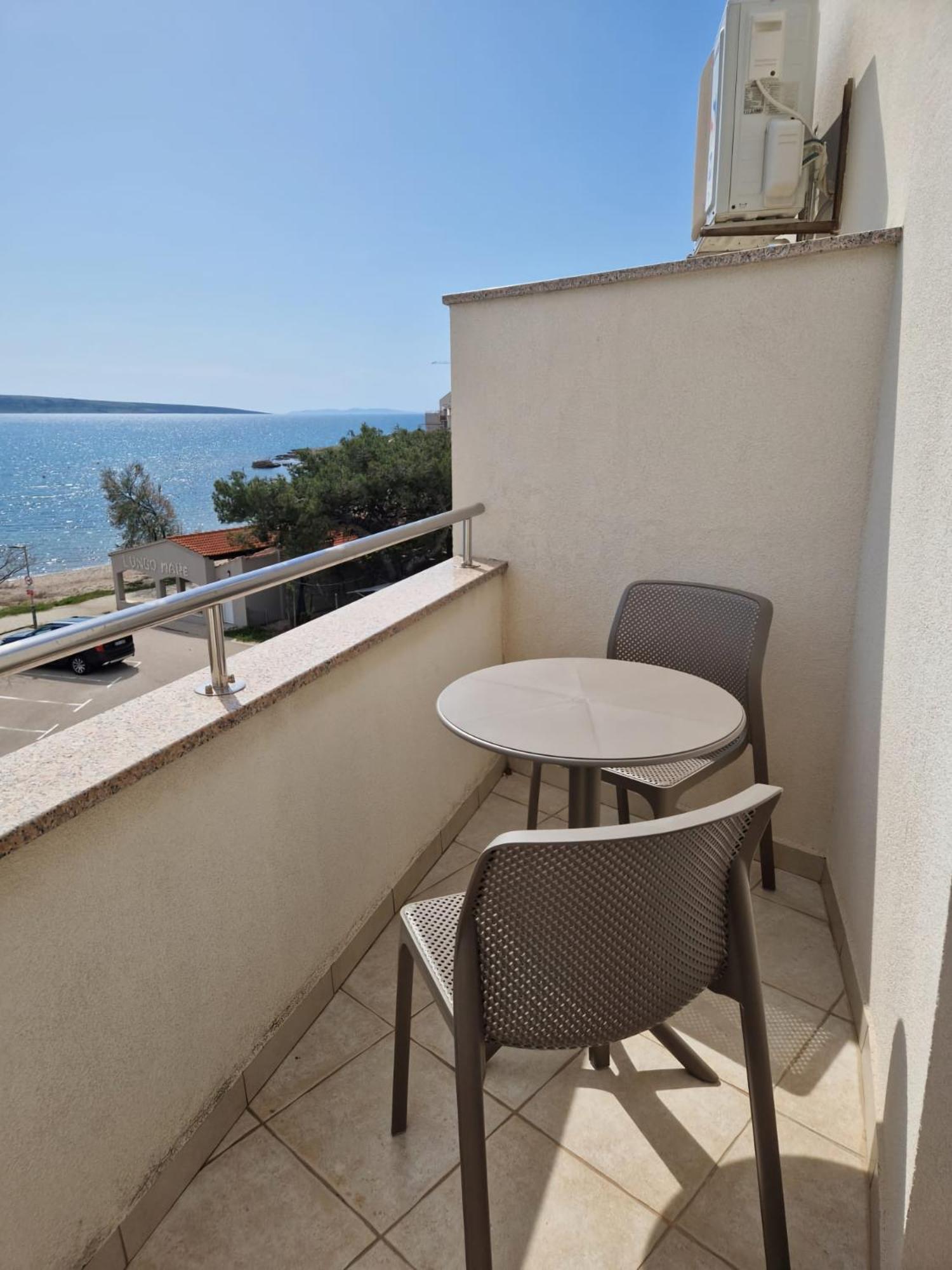 Apartments Franko Povljana Extérieur photo
